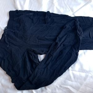 Black jogger style cargo pants